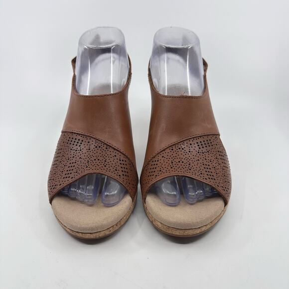 Clarks Lafley Joy Wedge Sandals Open Toe Leather Brown Womens Size US 7.5 EU 38 - Picture 3 of 8